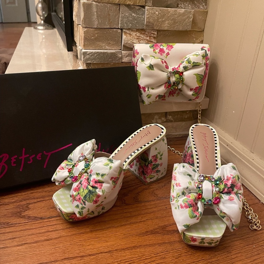MATCHING SET Betsey Johnson Floral Heels and Purse